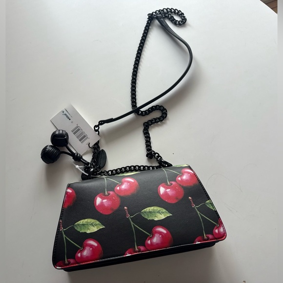 Steve Madden Cherry Print Crossbody Bag Black Chain Strap BJONNA 2 NWT - Picture 5 of 6